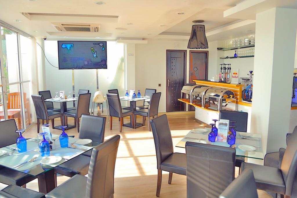 Airport Beach Hotel Hulhumale Bagian luar foto