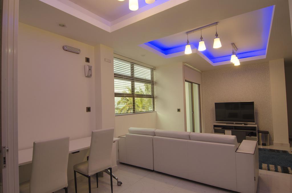 Airport Beach Hotel Hulhumale Bagian luar foto