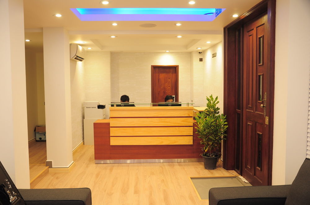 Airport Beach Hotel Hulhumale Bagian luar foto