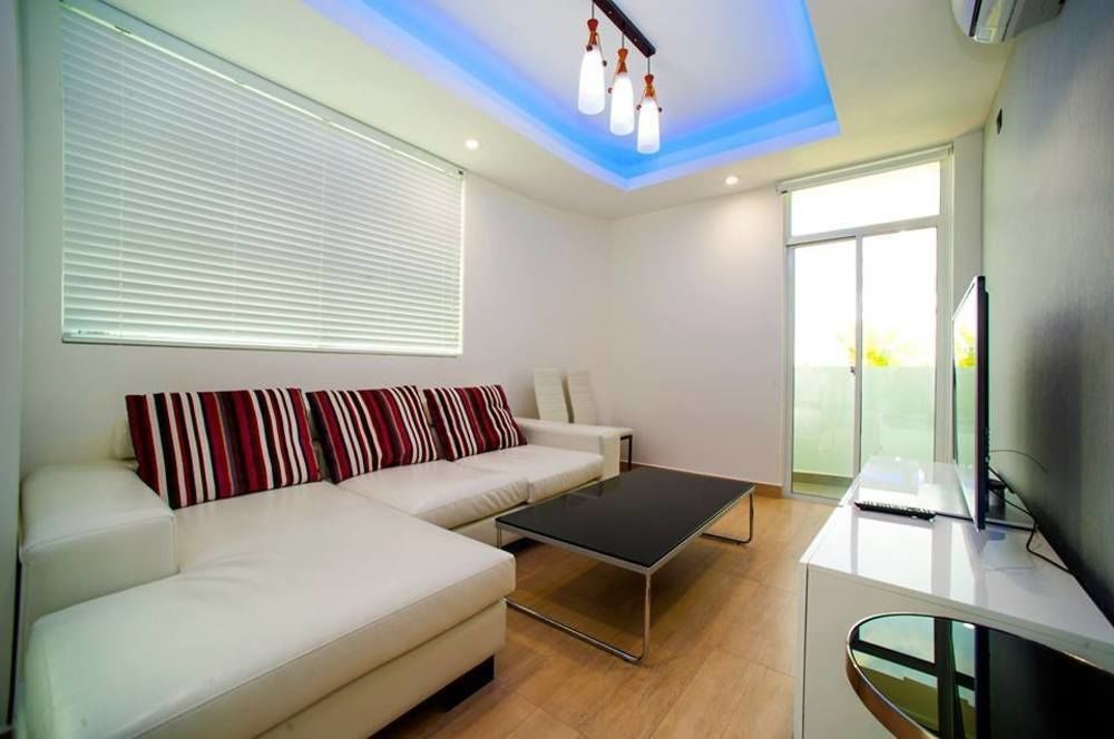 Airport Beach Hotel Hulhumale Bagian luar foto